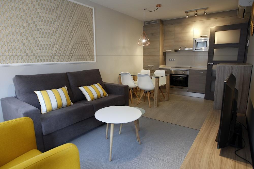 Apartamentos Real เยย์ดา ภายนอก รูปภาพ