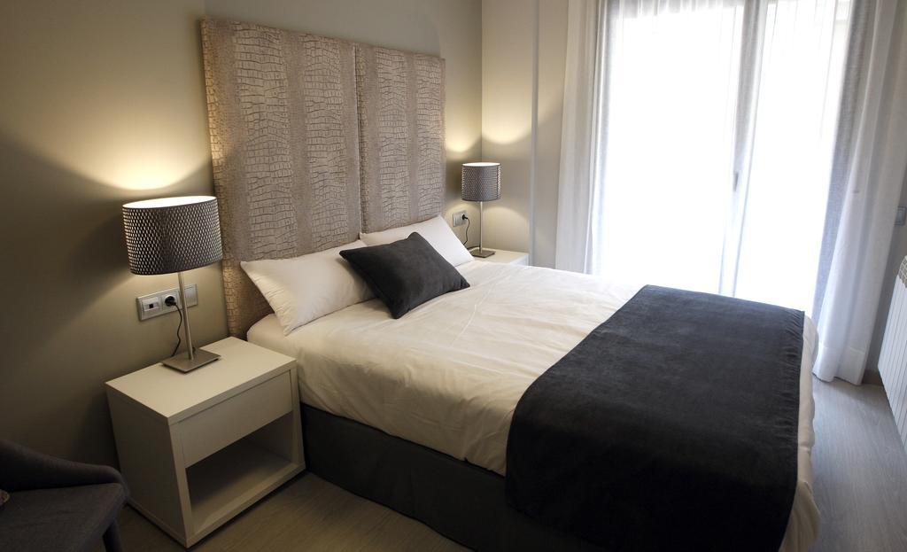 Apartamentos Real เยย์ดา ภายนอก รูปภาพ