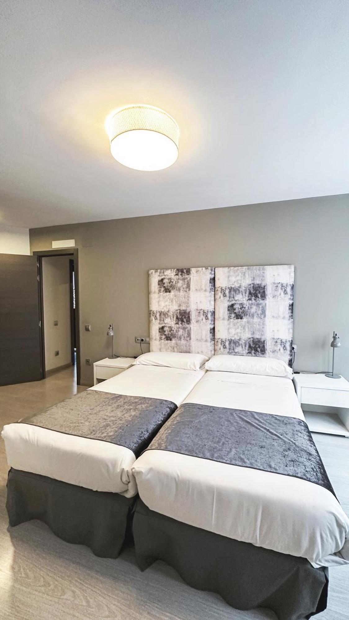 Apartamentos Real เยย์ดา ภายนอก รูปภาพ